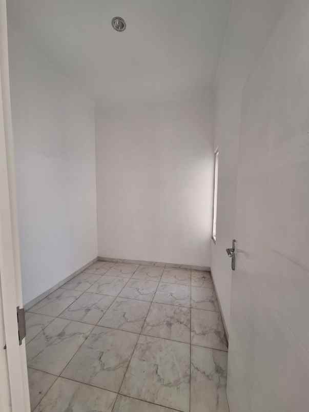 rumah modern 1 lantai dekat exit tol pakis