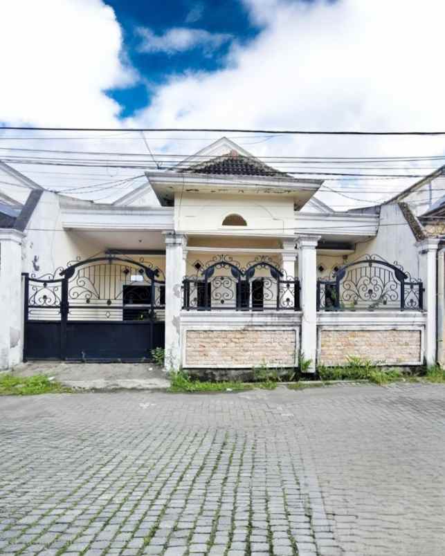 rumah mojo kidul strategis dekat dharmahusada