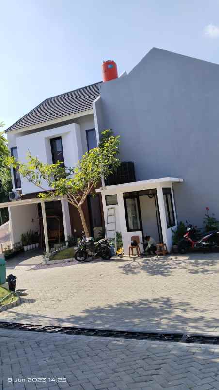 rumah murah 2lantai di mangunharjo tembalang