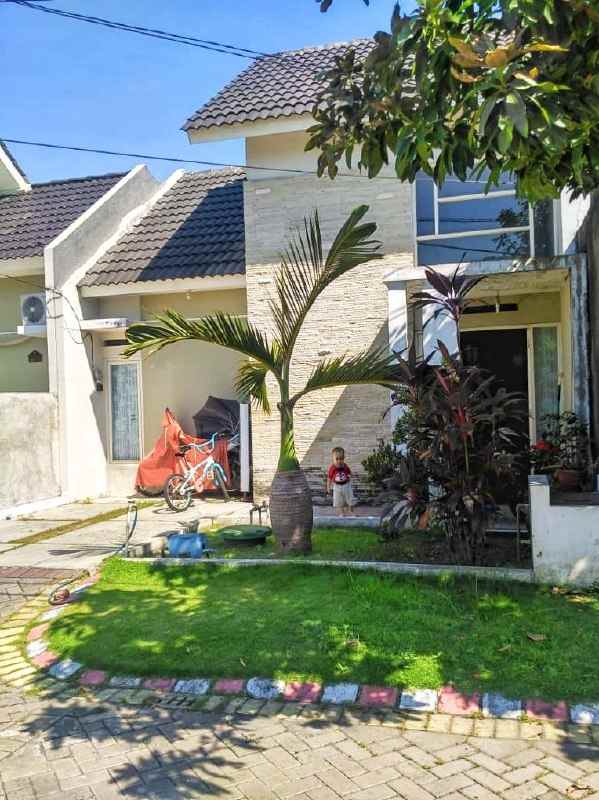 rumah murah di valencia puri surya jaya sidoarjo