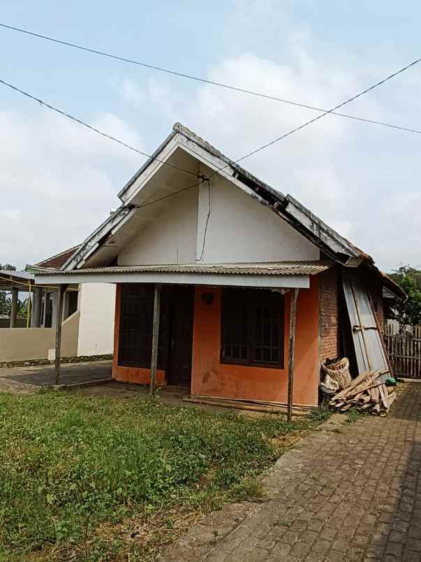 rumah murah luas view pegunungan di bumiaji kota batu