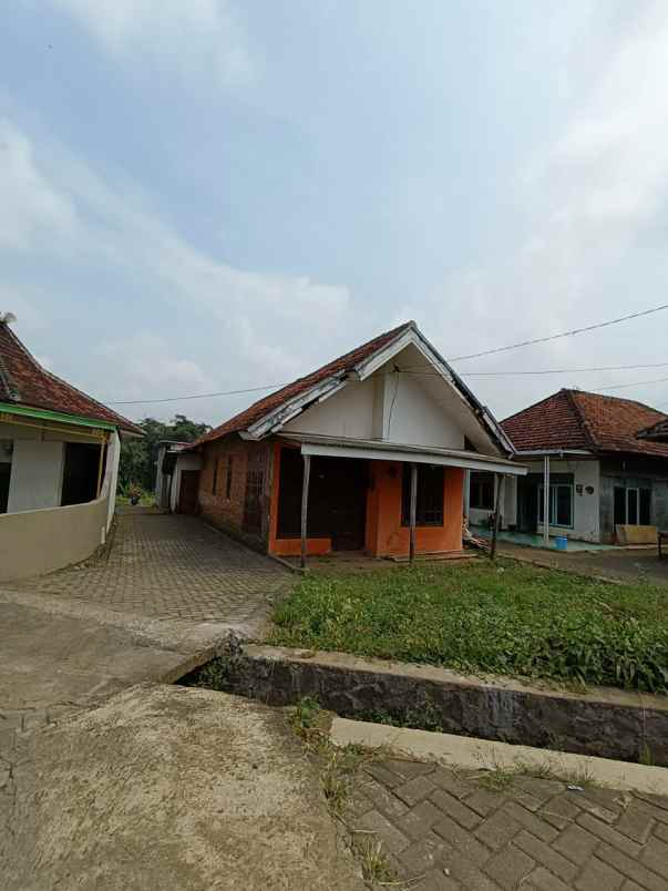 rumah murah luas view pegunungan di bumiaji kota batu