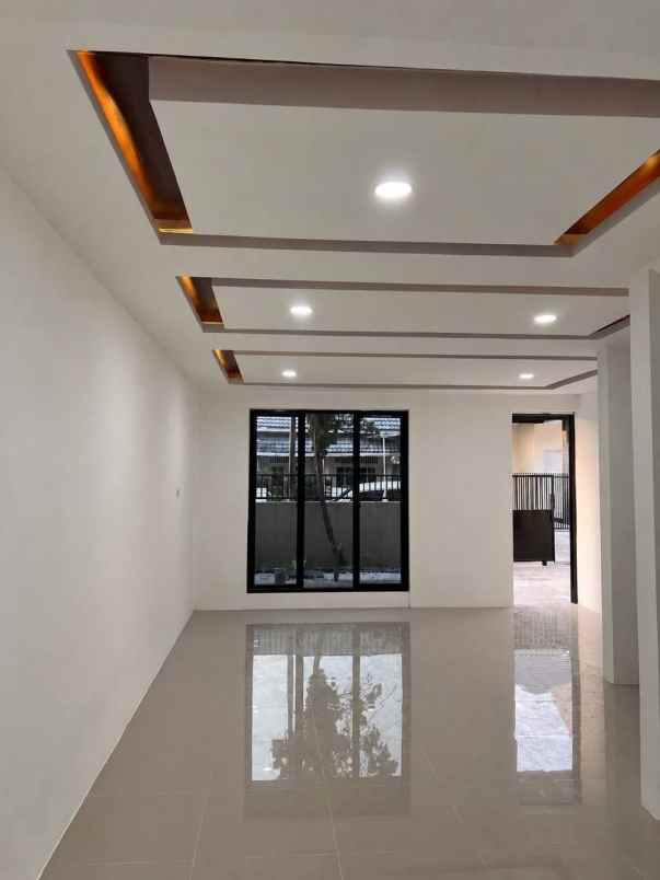 rumah nginden intan akses jalan 2 mobil longgar