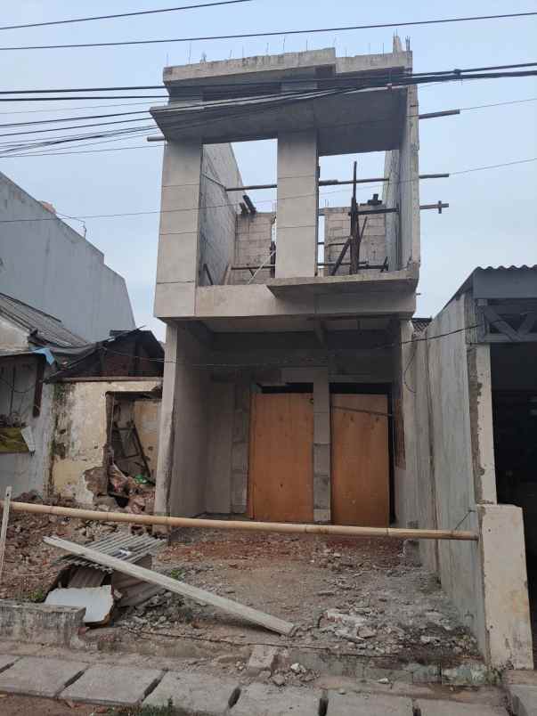 rumah on progres di klender duren sawit jakarta timur