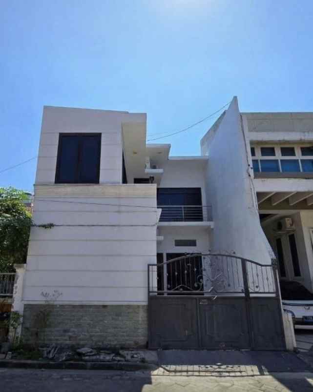 rumah pakuwon city griya asri strategis