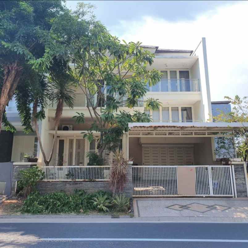 rumah pakuwon city san antonio minimalis siap huni