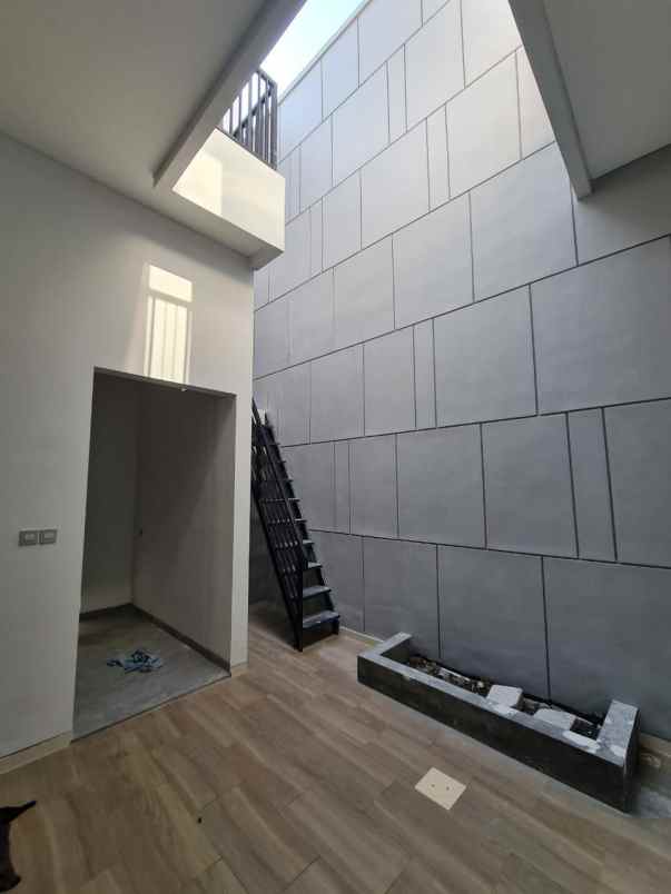 rumah pakuwon city zimbali costa strategis minimalis