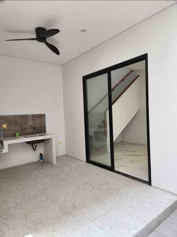 rumah pandugo new gress minimalis strategis