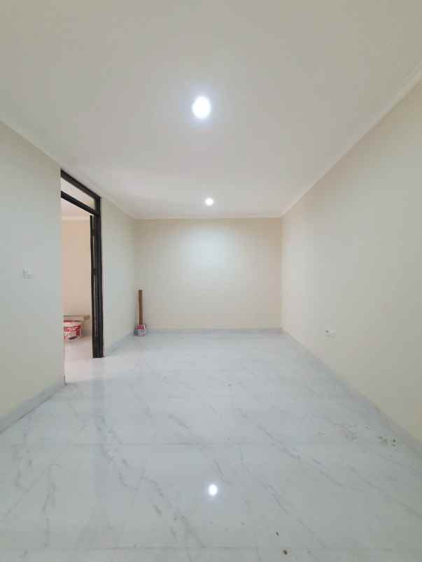 rumah premium townhouse 3lti pejaten pasar minggu