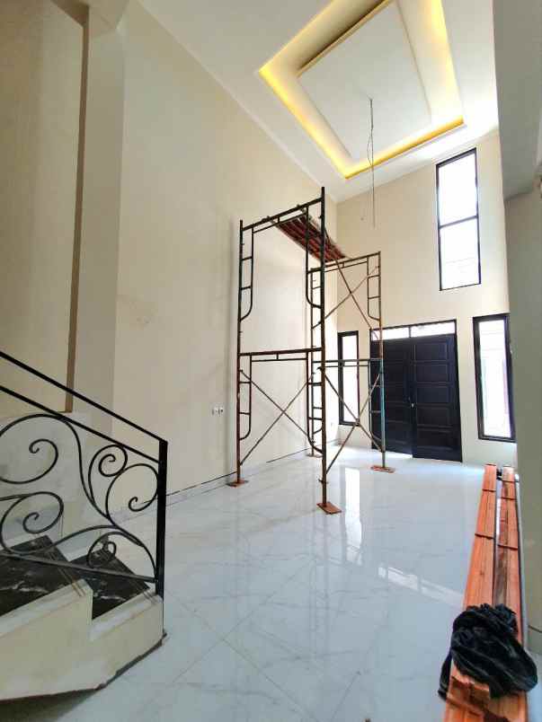 rumah premium townhouse 3lti pejaten pasar minggu