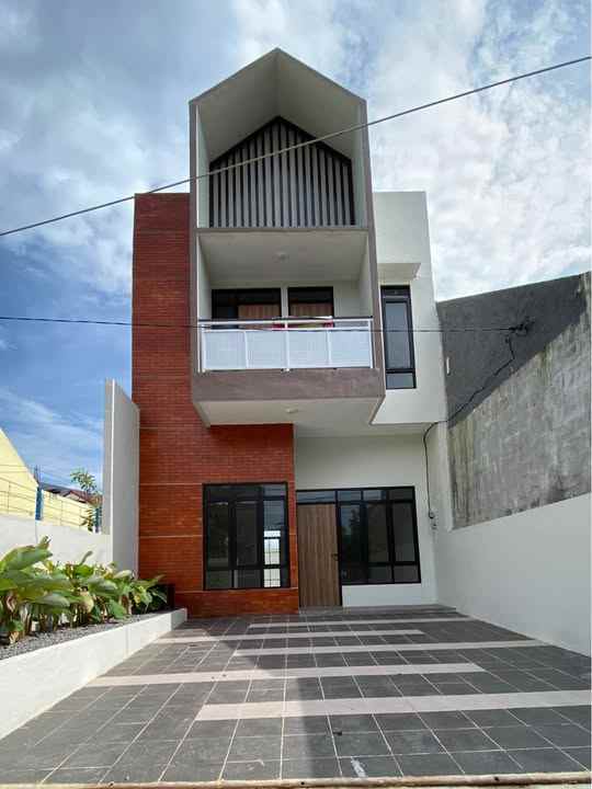 rumah ready dua lantai di pedurungan semarang