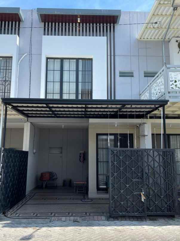 rumah regency one babatan pantai strategis minimalis