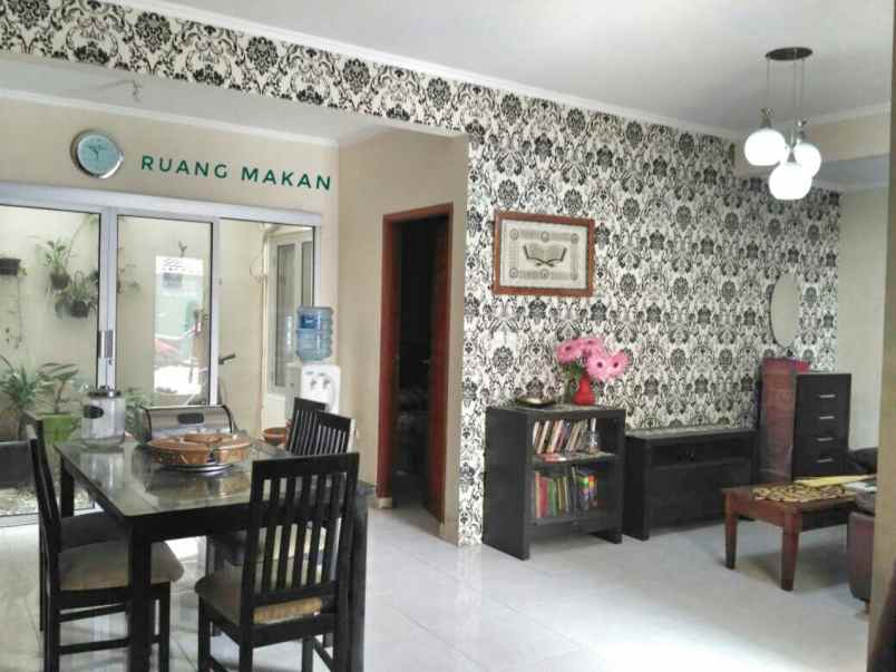 rumah second cibolerang indahcaringin kota bandung