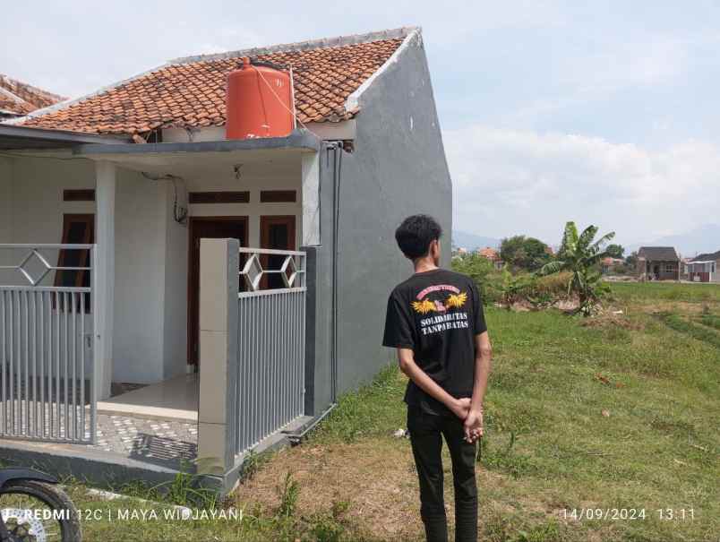 rumah second kondisi bangunan bagus bebas banjir