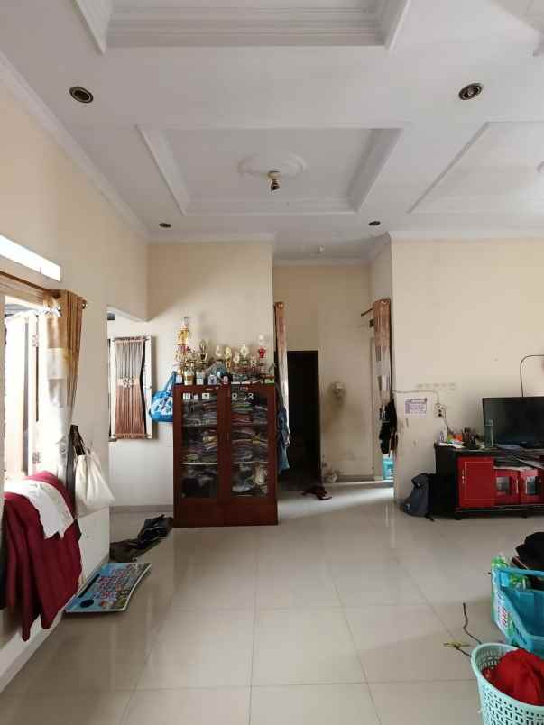 rumah second lokasi strategis di tanjung barat jaksel