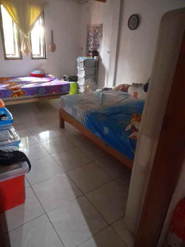 rumah second pekayon jaya kota bekasi 3 kamar tidur