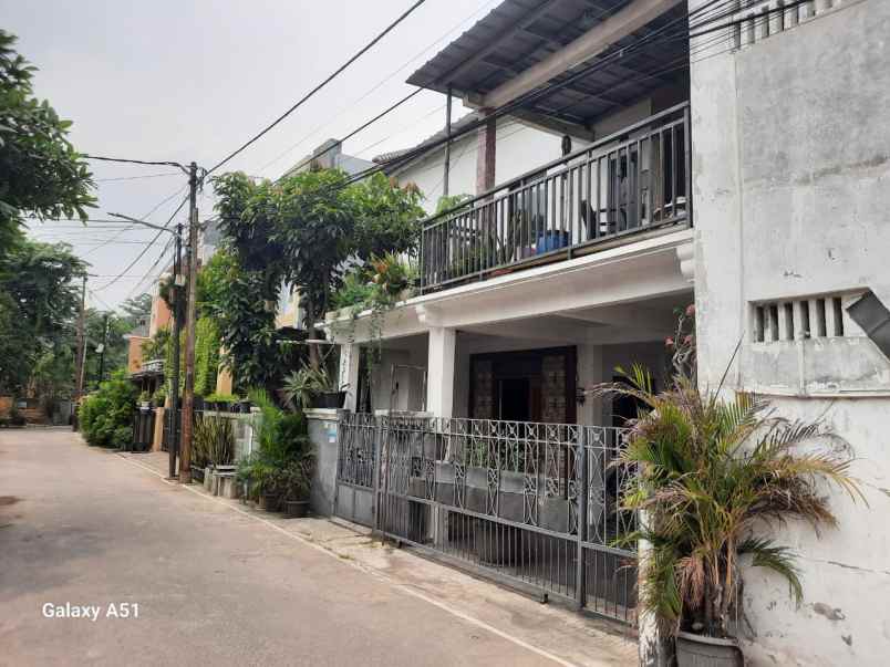 rumah second pekayon jaya kota bekasi 3 kamar tidur