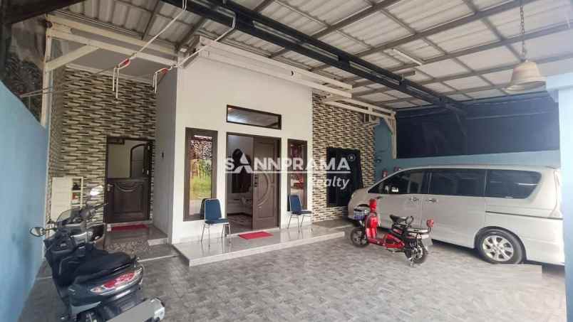 rumah semi furnished dekat tol krukut sawangan depok