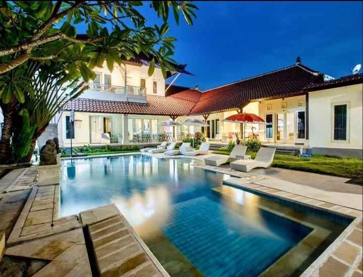 rumah serasa villa lokasi perumahan elit nusadua bali