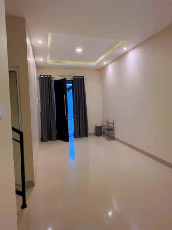 rumah siap huni mewah minimalis di jatingaleh semarang