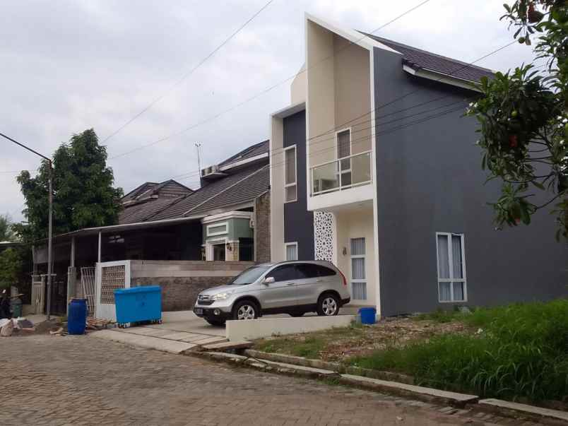 rumah syariah 2 lantai cileungsi bogor dekat tol