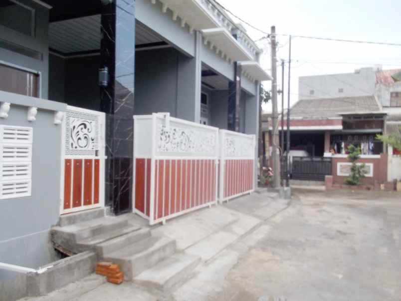 rumah top harga ngedrop lingkungan markotop