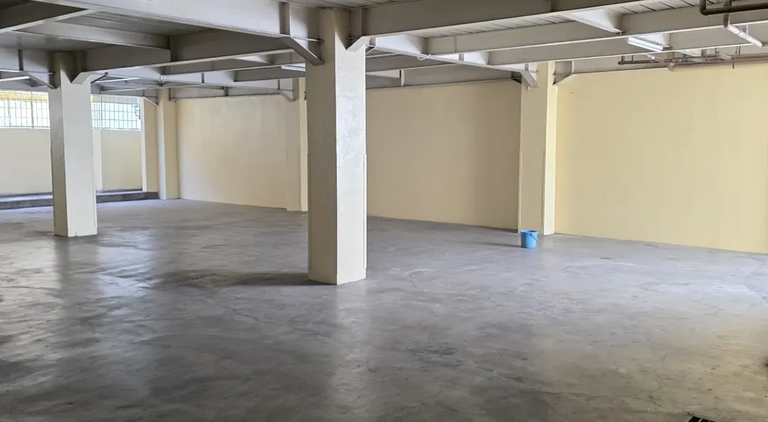 rumah usaha raya darmo sebelah kcu bca super strategis