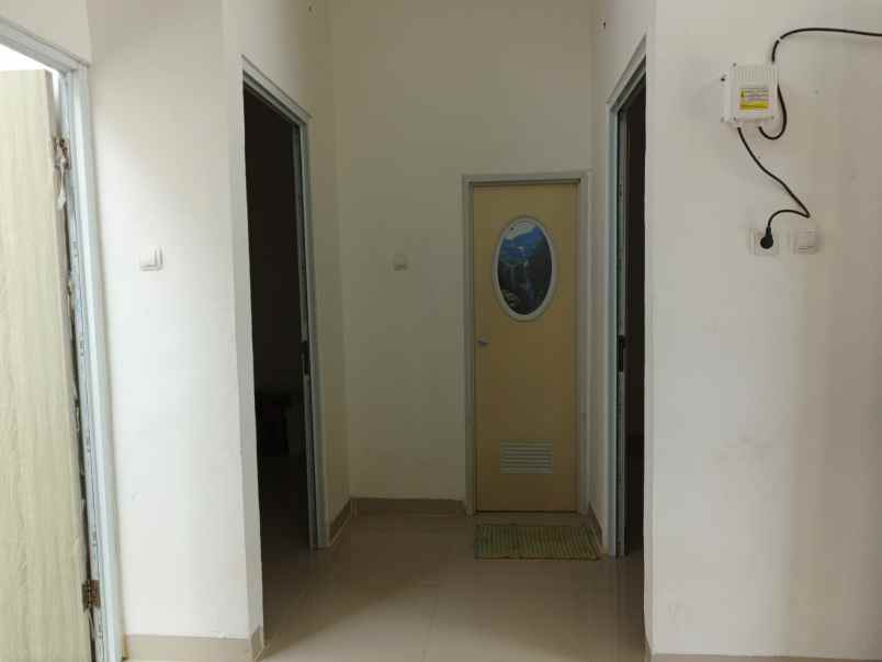 take over rumah siap huni harga nego dekat stasiun