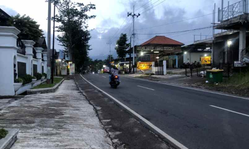 tanah dan bangunan luas strategis di bumiaji kota batu