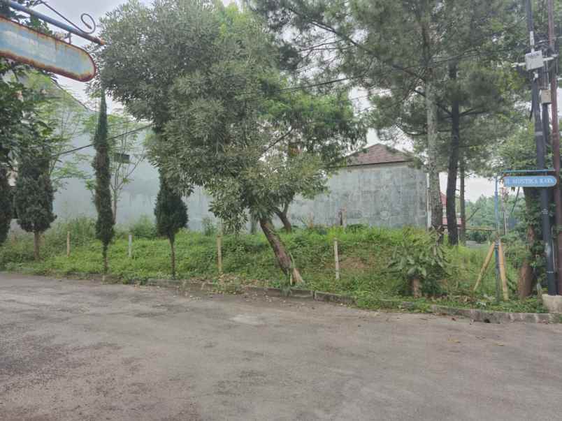 tanah kotak komplek ciwaruga hook shm row jalan besar