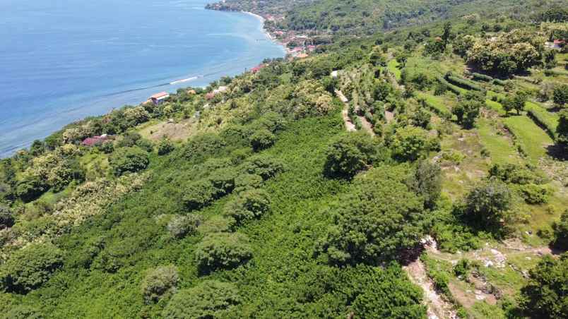 tanah nusa penida view laut di batununggul