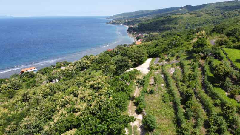 tanah nusa penida view laut di batununggul