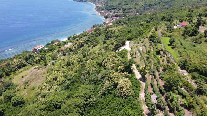 tanah nusa penida view laut di batununggul