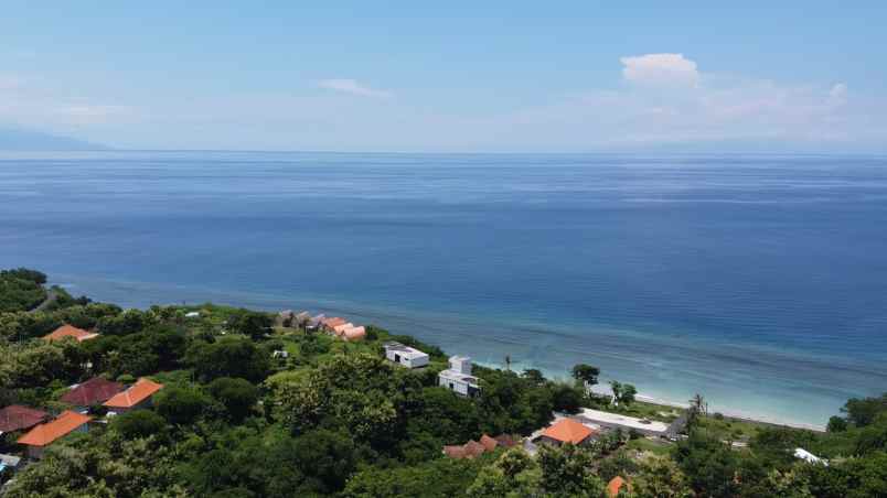 tanah nusa penida view laut di batununggul