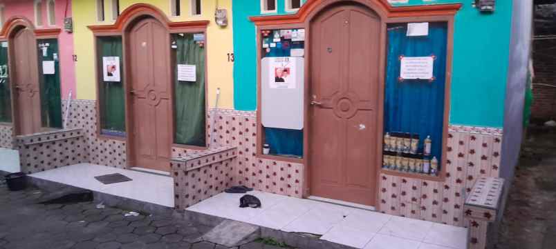 tanah pinggir jalan bonus kostan 16 pintu kota seran