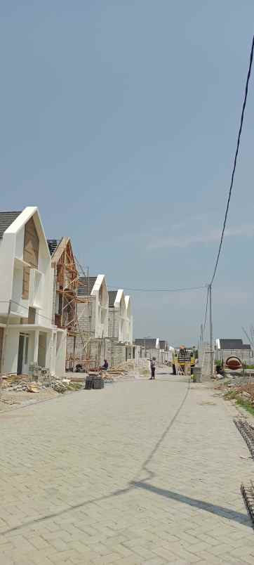 terlaris rumah 2 lantai syariah ponorogo