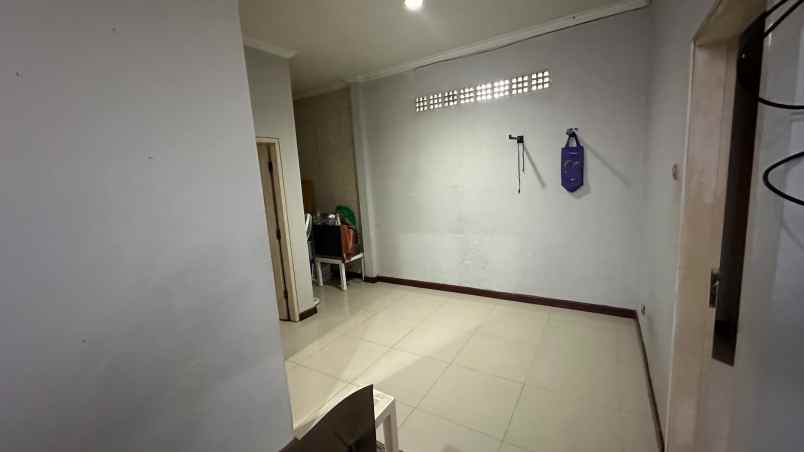 the address cibubur leuwinanggung depok