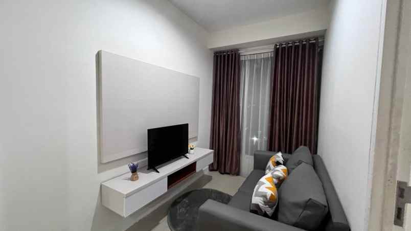 apartemen 2br strategis tol grand kamala lagoon bekasi