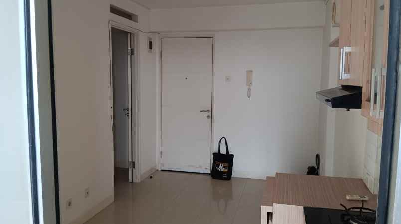 apartemen bassura city unit geranium