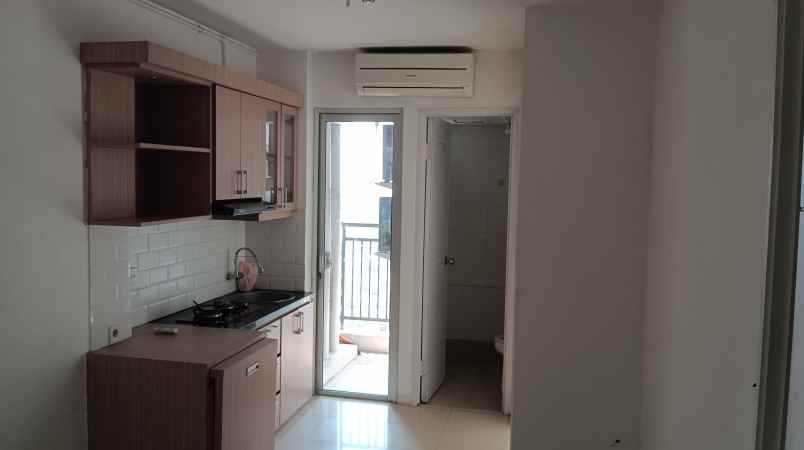 apartemen bassura city unit geranium