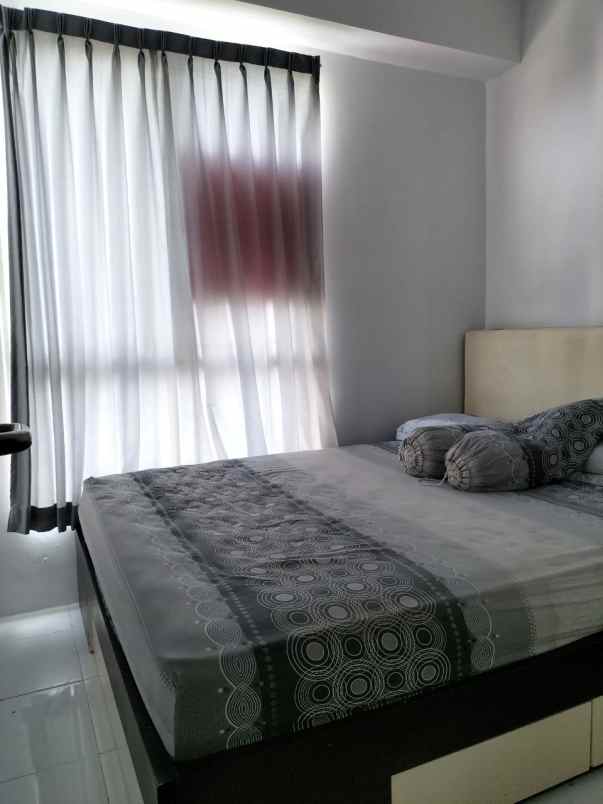 apartemen eastcoast residence semi furnish