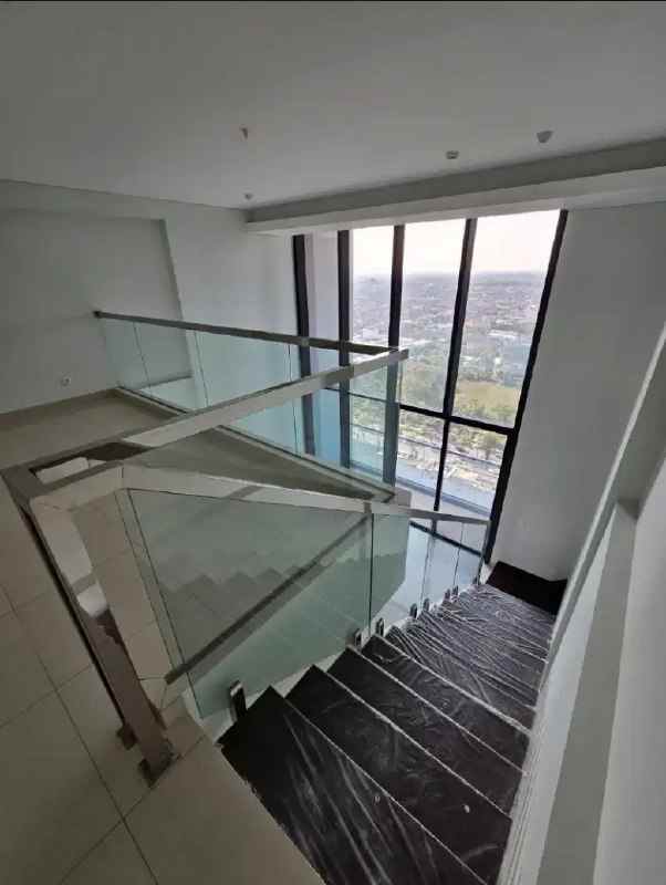 dijual apartemen ciputra world surabaya