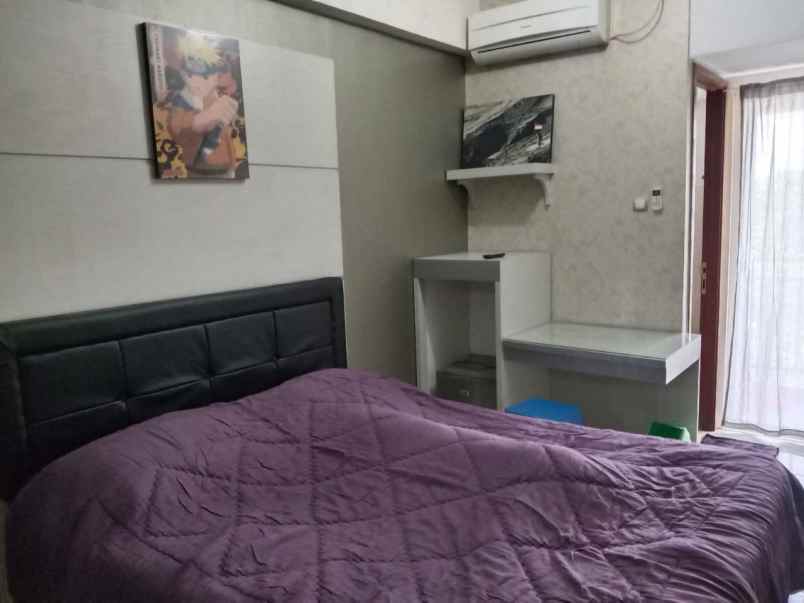 dijual apartemen green lake view ciputat