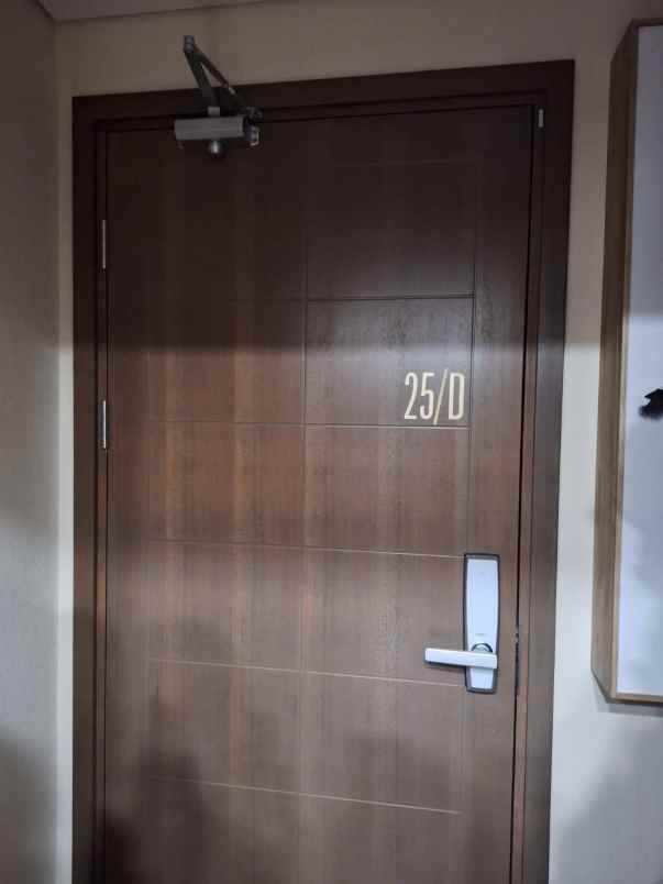 dijual apartemen jalan alam sutera