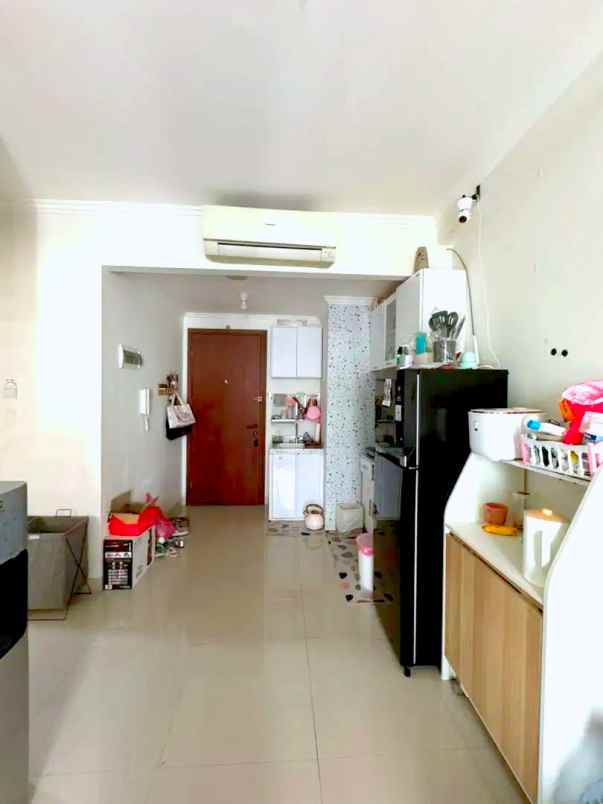 dijual apartemen jl letjen mt haryono