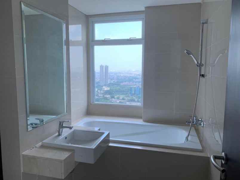 dijual apartemen kembangan
