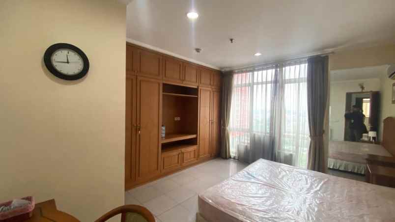 dijual apartemen tb simatupang