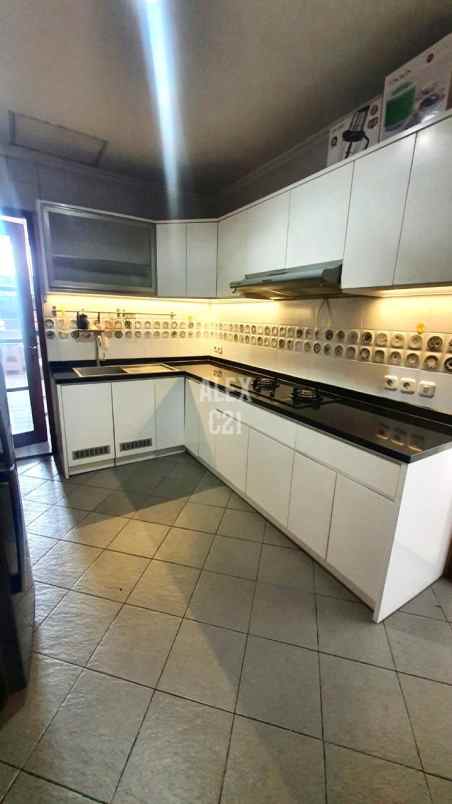 dijual apartemen tb simatupang cilandak