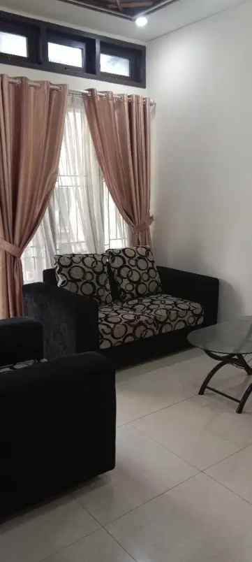 dijual cepat bu rumah cluster di ciputat