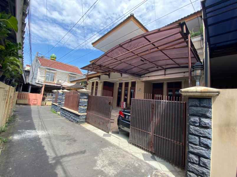 dijual cepat rumah di mt haryono tebet jakarta selatan